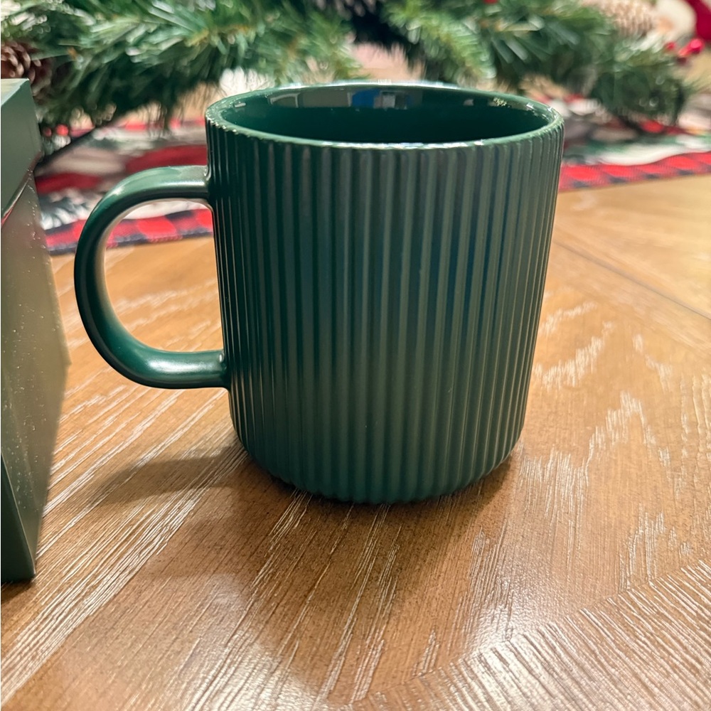 Starbucks Green Mug with Handle - Picture 5 of 6